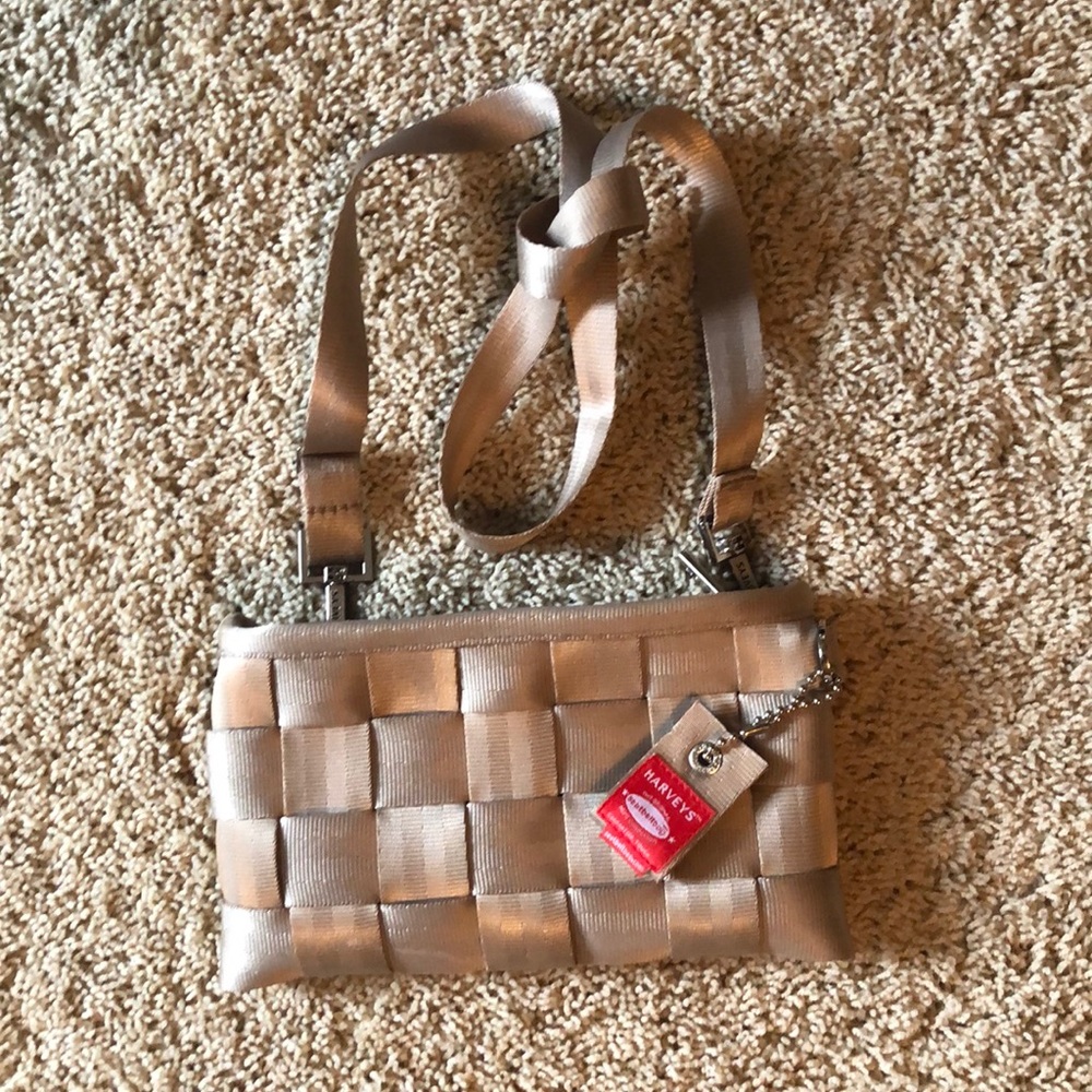 Seatbelt tan bag